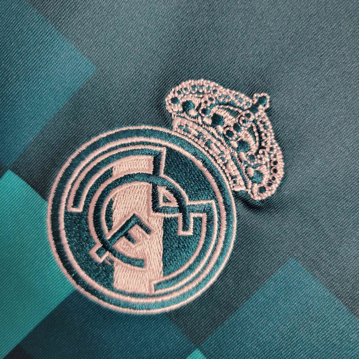 Real Madrid CF – retro bortedrakt 2017/2018 langermet