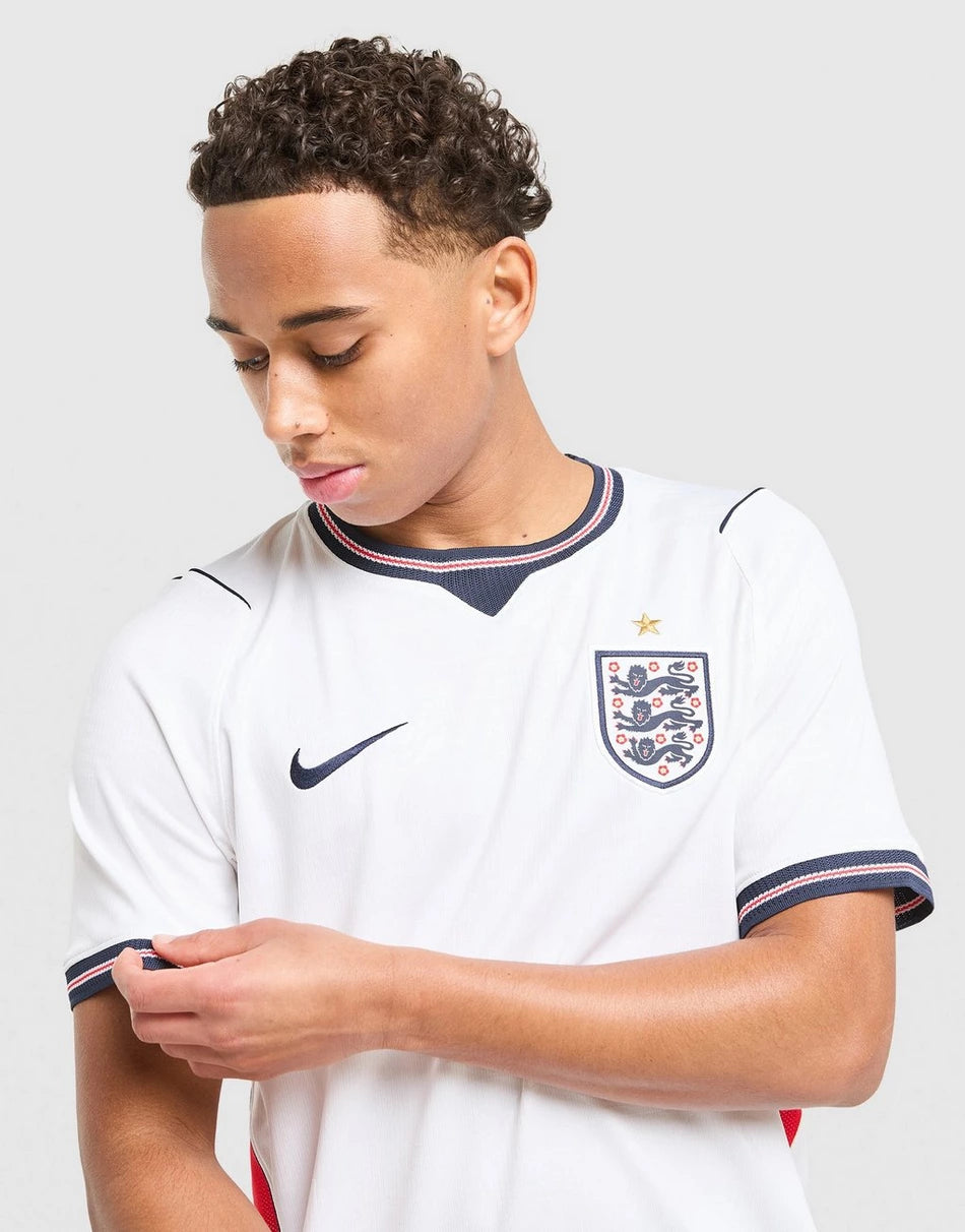 Engeland - Thuisshirt 26/27 WK